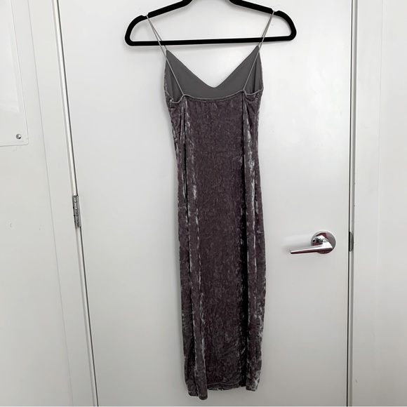 Revamped Crushed Velvet Cocktail Dress - Picture 4 of 6